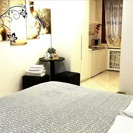 Black&white And Bed & Breakfast Cantu
